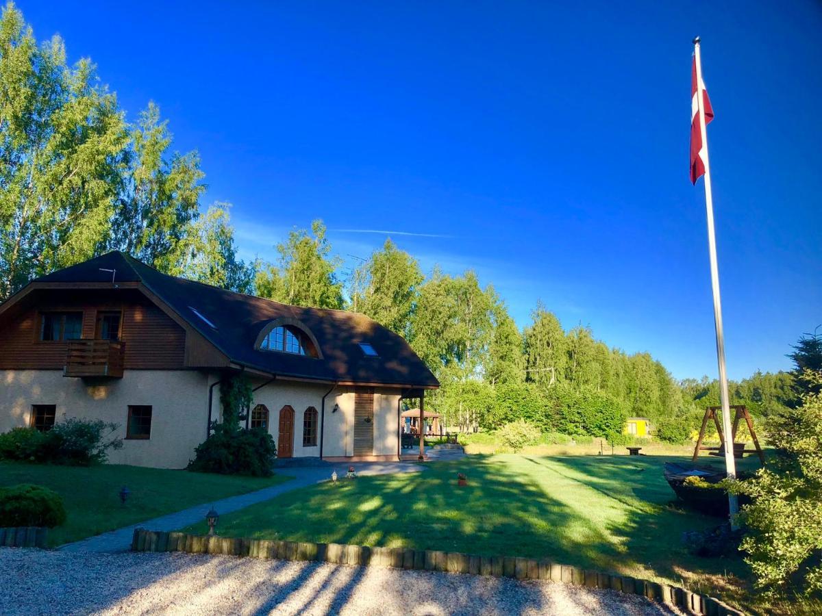 Piejuras Nams Hotell Ķesterciems Eksteriør bilde